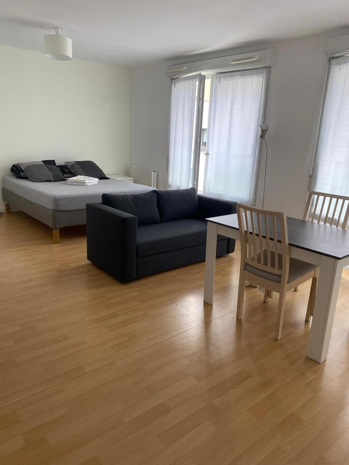 Grand Studio De 37M Carres - Rer Laplace Et Maison Des Examens A 5 Minutes A Pied Arcueil Esterno foto